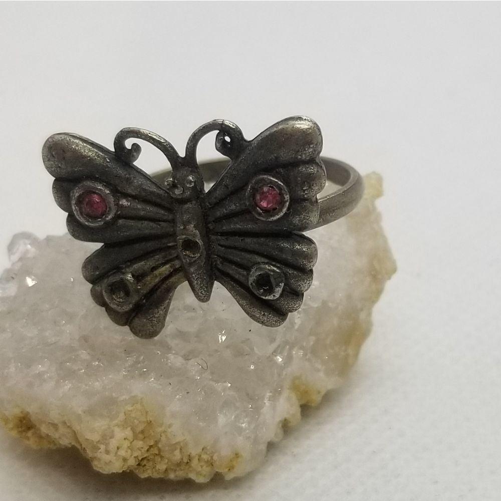 Secret garden butterfly size 6